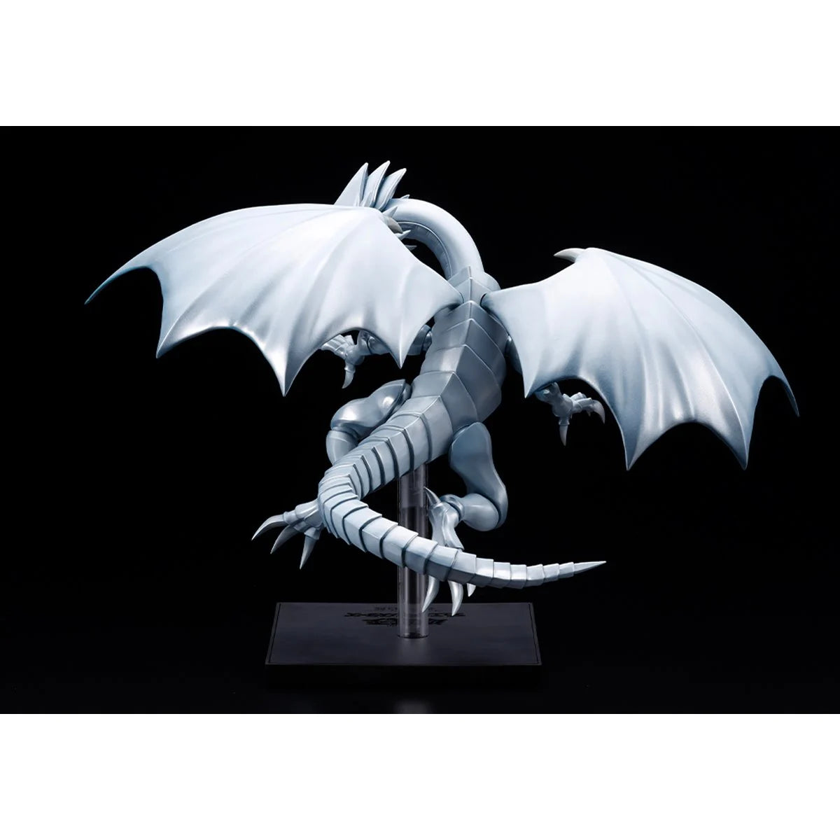 Yu-Gi-Oh! Duel Monsters Blue-Eyes White Dragon Oshi Works Statue Pre-Order Now