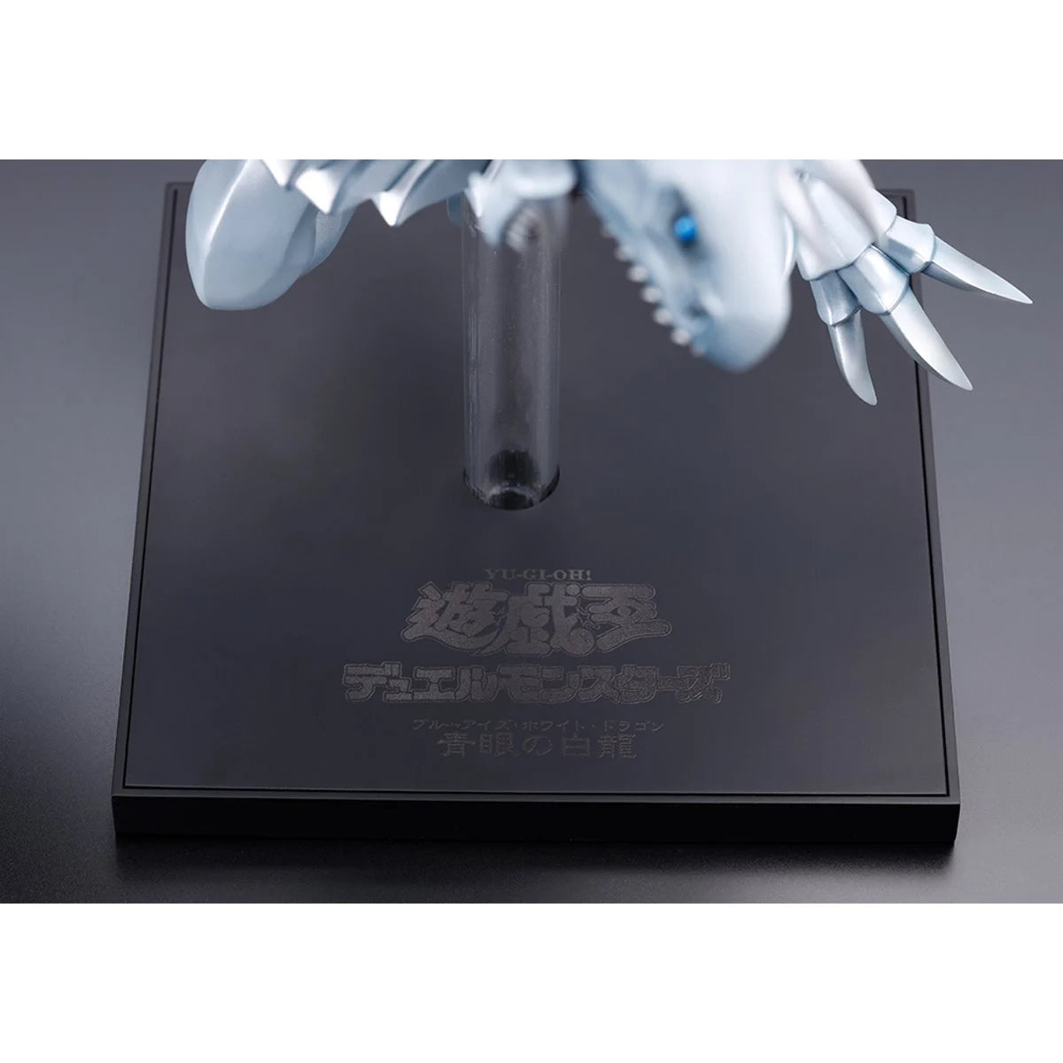 Yu-Gi-Oh! Duel Monsters Blue-Eyes White Dragon Oshi Works Statue Pre-Order Now